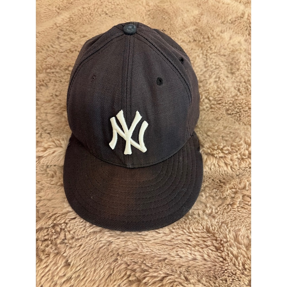 New Era 59FIFTY New York Yankees Kids Fitted Hat Navy Blue MLB Authentic Size 7